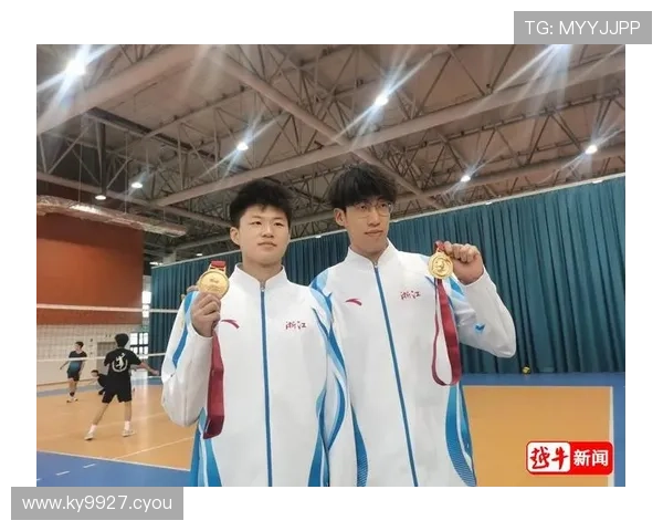 浙江冬训视频曝光 新帅鼓劲新援亮相